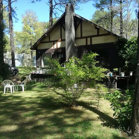 Cabana En Carilo Villa Luaran gambar