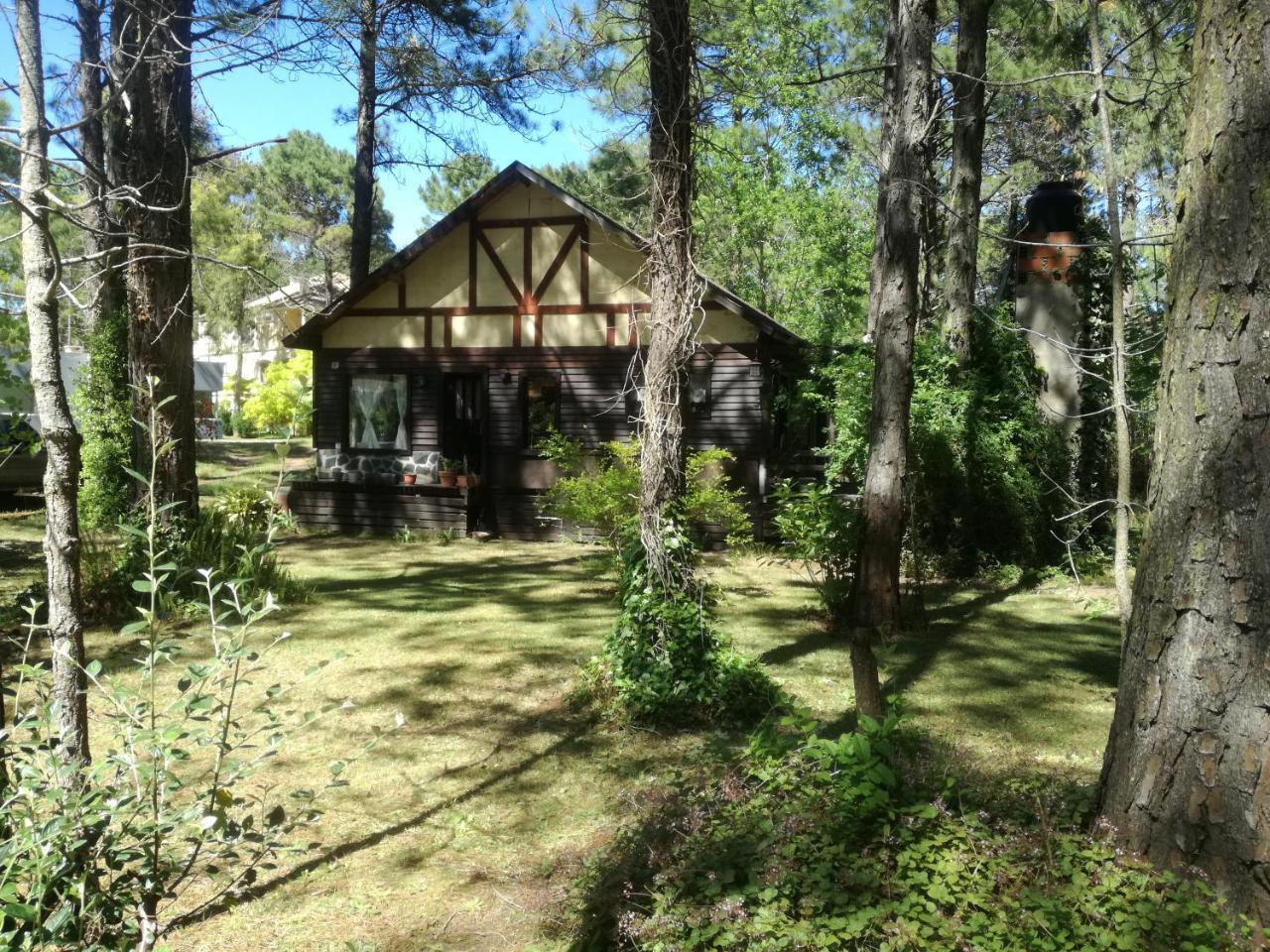 Cabana En Carilo Villa Luaran gambar